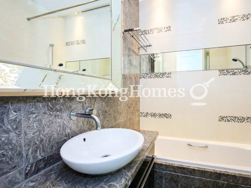 Guest Bathroom — Casa 880, Quarry Bay