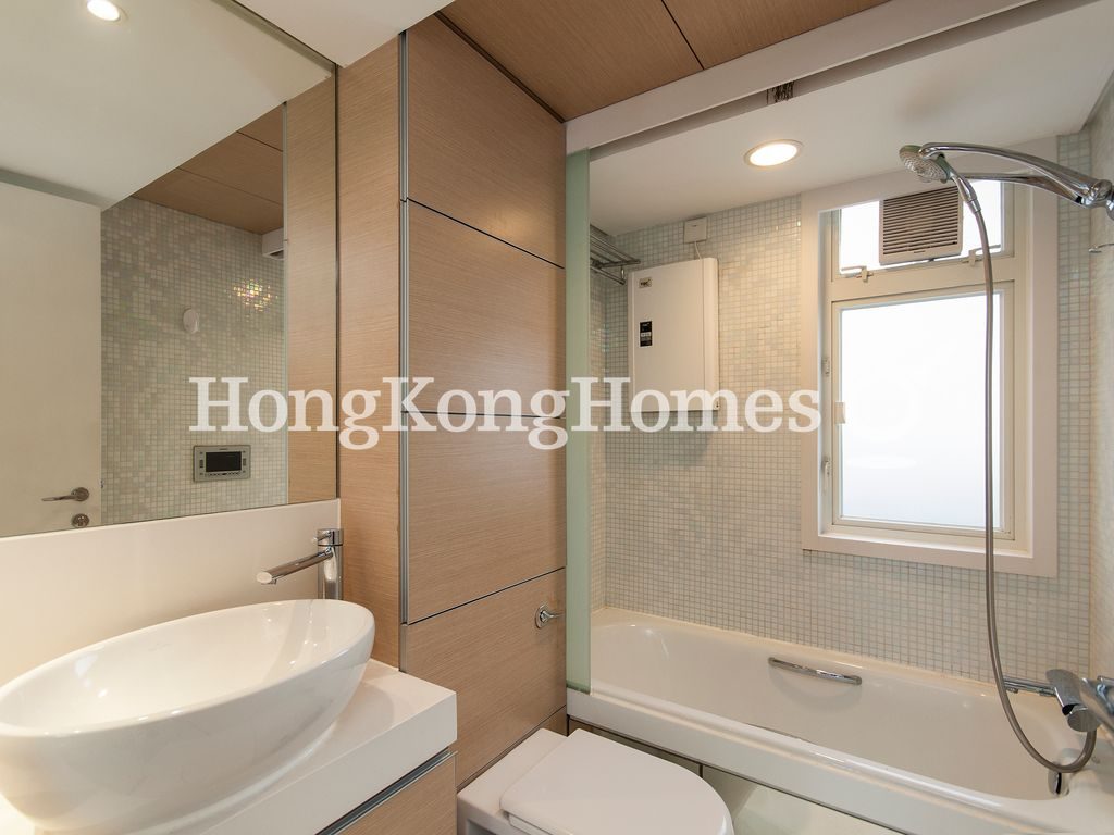 Guest Bathroom — CentreStage - Block 02, Central