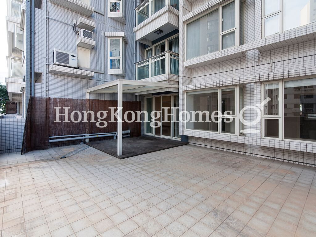Private Terrace off Liv/Din Rm — CentreStage - Block 02, Central