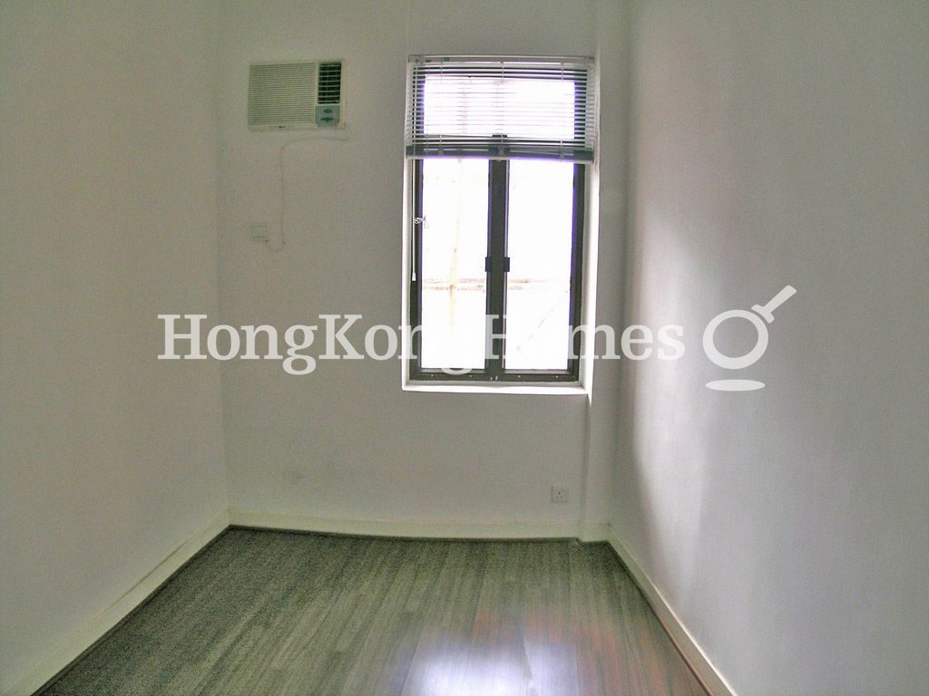 Third Bedroom — 偉景大廈，大坑