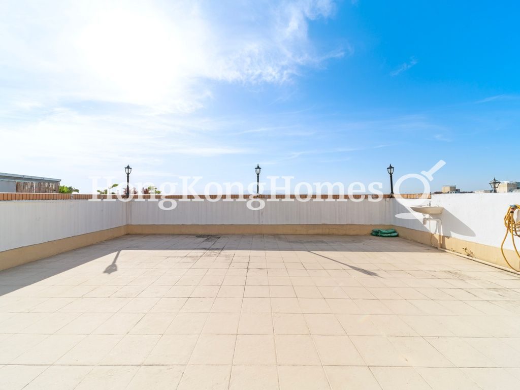 Private Roof Terrace — 碧瑤灣 - 第25座，薄扶林