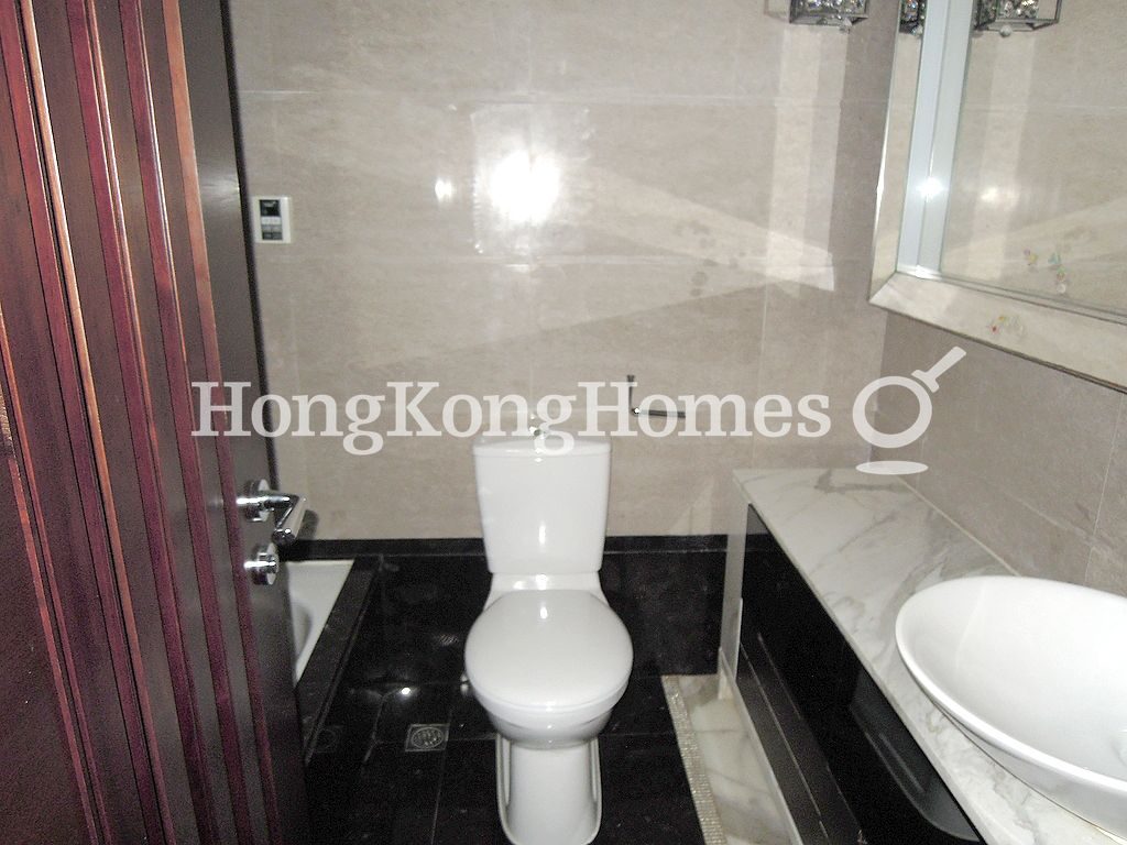 Guest Bathroom — 半山壹號-半山徑 28 號，何文田窩打老道