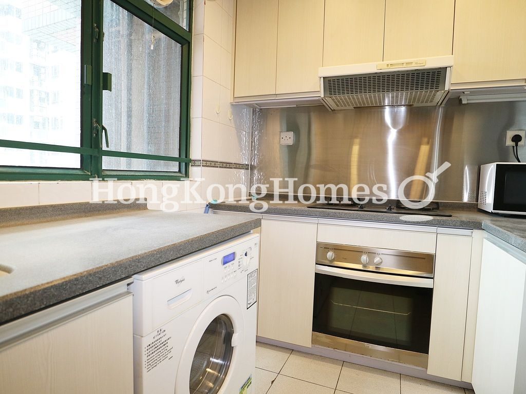 Kitchen — Hillsborough Court - Block 01, Mid-levels Central