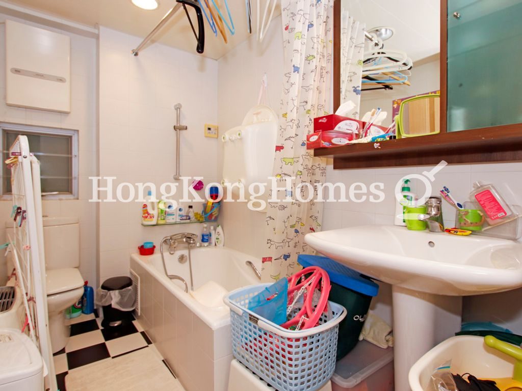 Guest Bathroom — 聯邦花園 - 羅馬閣，西半山