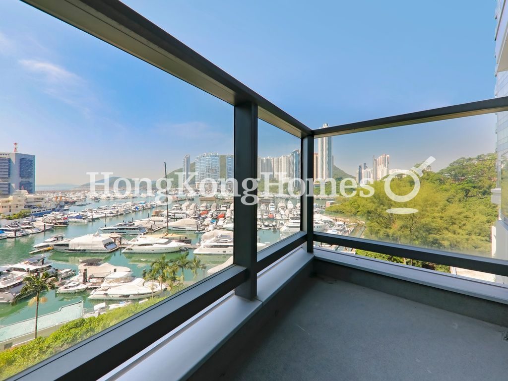 Balcony Off Living and Dining Room — 深灣9號 - 第3座，黃竹坑