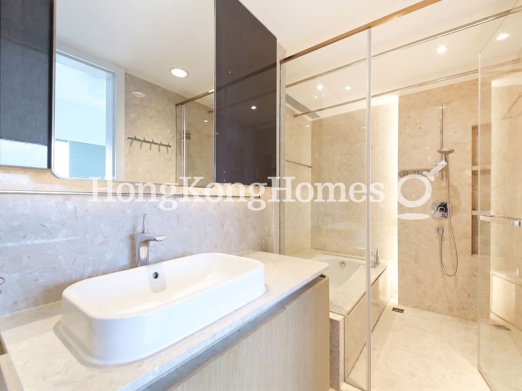 Second Ensuite Bathroom — 香島，筲箕灣