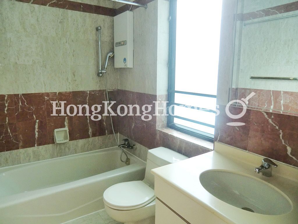 Master Bathroom — 淺水灣道 37號 - 第01座，淺水灣