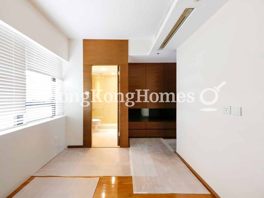 Second Ensuite Bedroom — The Beachside, Repulse Bay