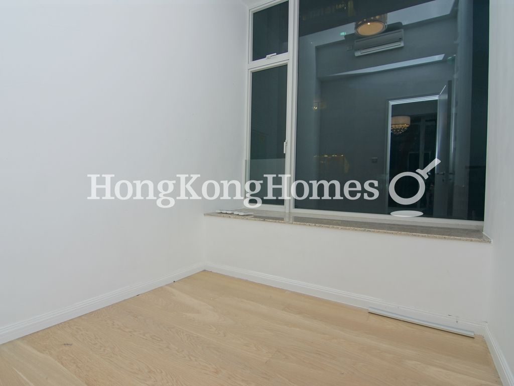 Third Bedroom — 干德道18號，西半山