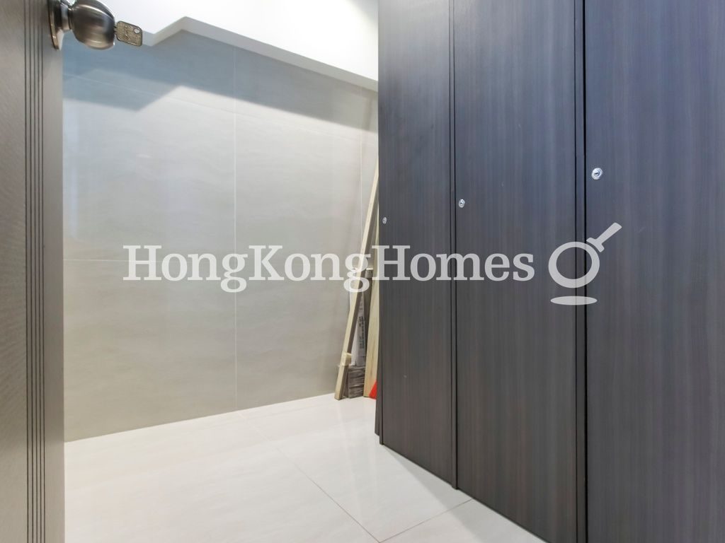 Storeroom — Robinson Place - Block 02, Mid-levels West