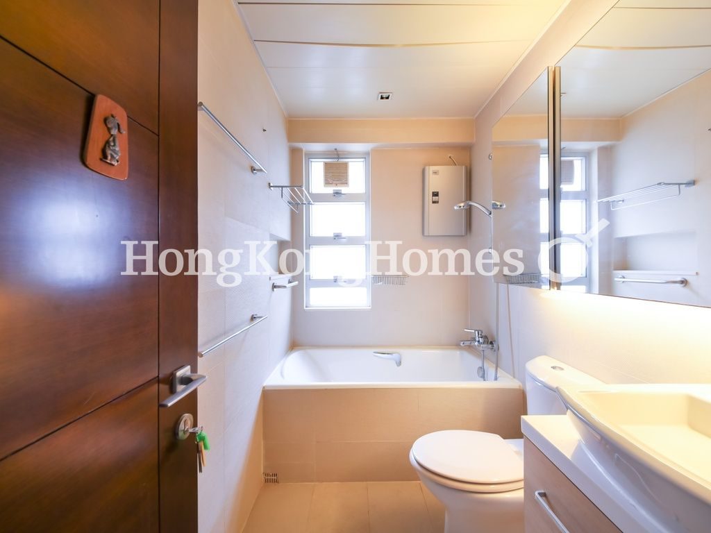 Guest Bathroom — 精緻園，西半山