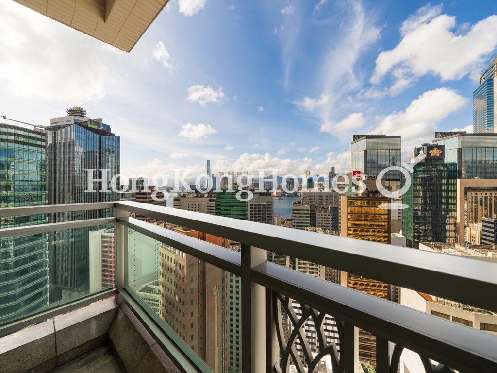 Balcony off Living and Dining Room — York Place，灣仔