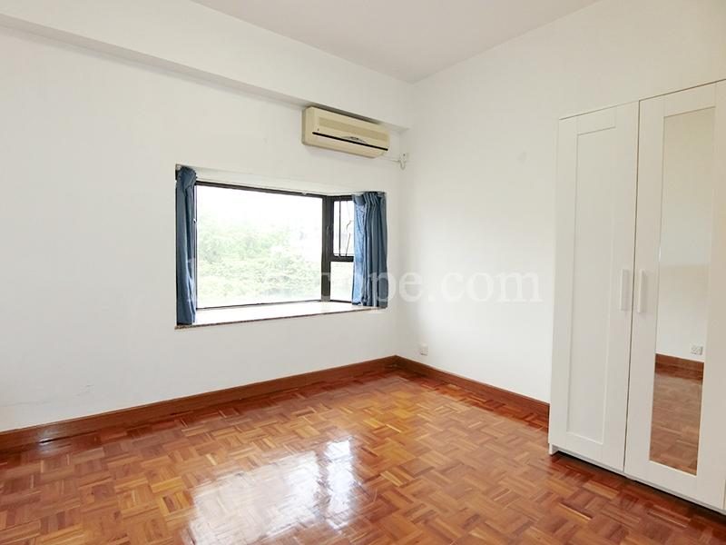 photo 6 — Ventris Place, Happy Valley