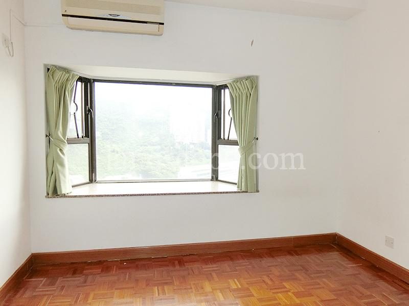 photo 7 — Ventris Place, Happy Valley