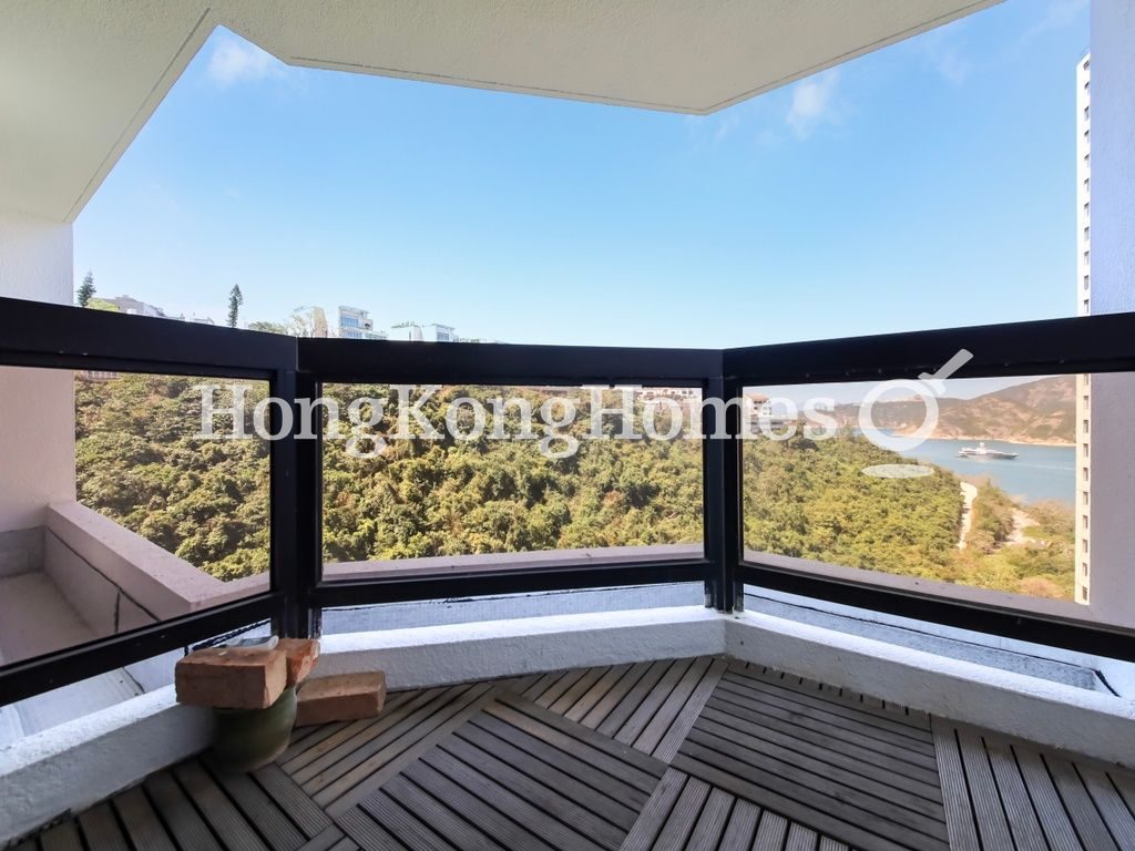 Balcony off Living and Dining Room — 南灣大廈，淺水灣