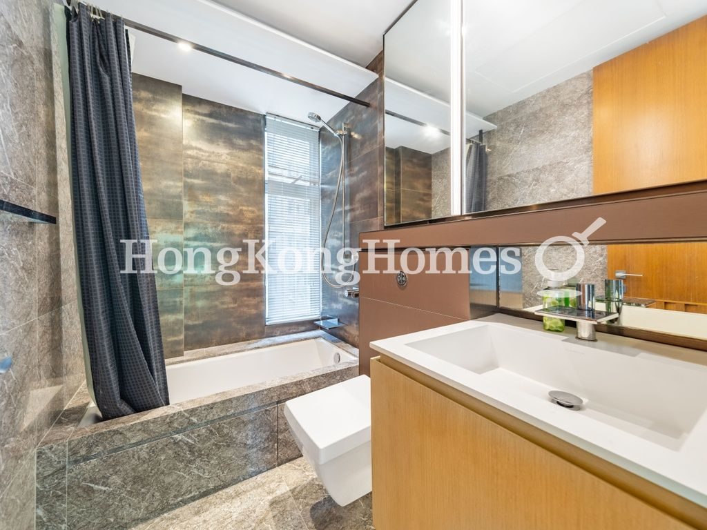 Guest Bathroom — 殷然，西半山