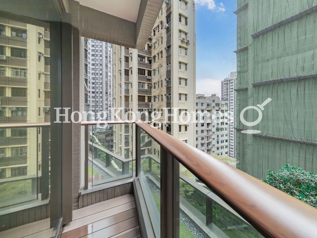 Balcony off Living and Dining Room — 殷然，西半山