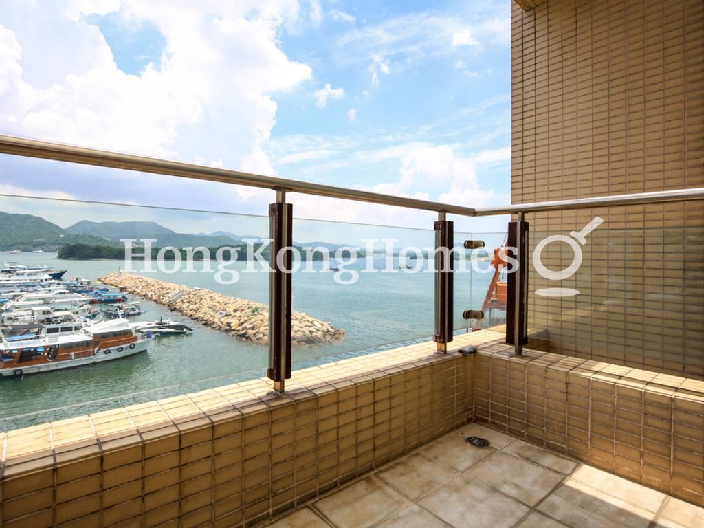 Balcony off Master Bedroom — 西貢濤苑 - 第10-11座，西貢
