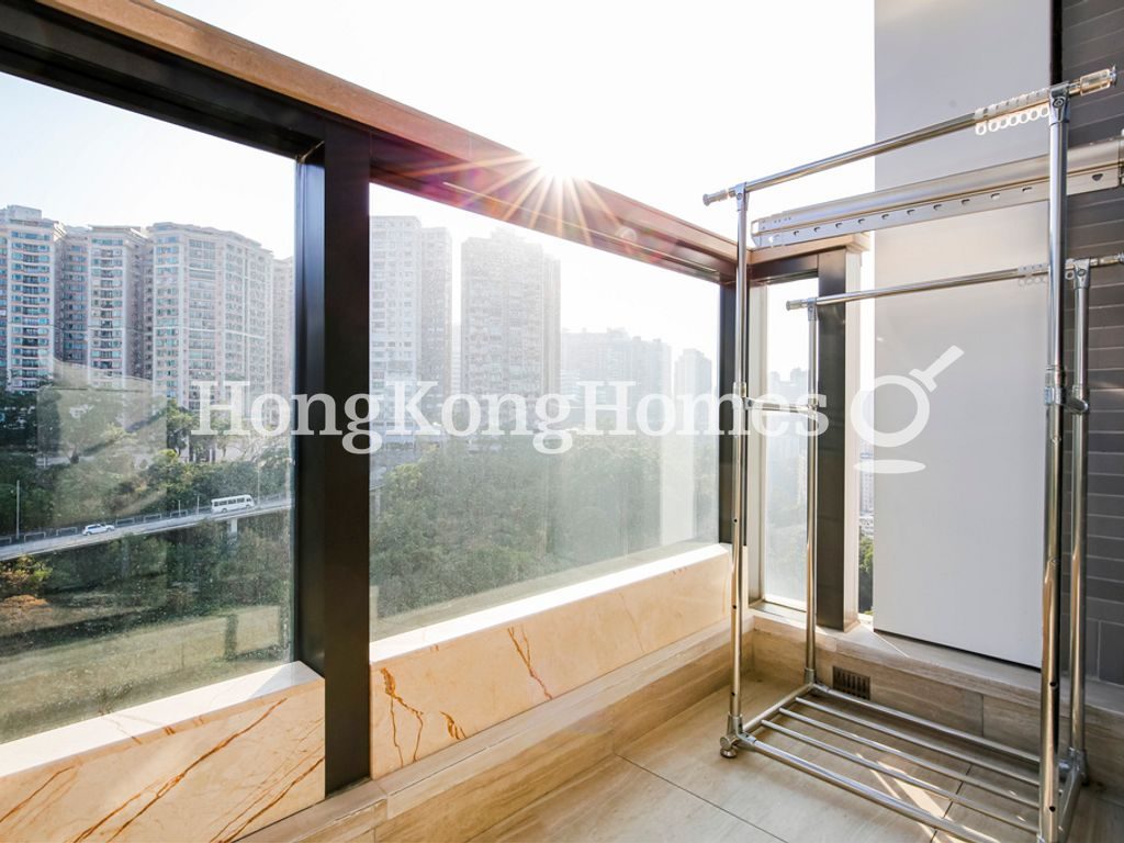 Balcony off Living and Dining Room — 柏蔚山，北角