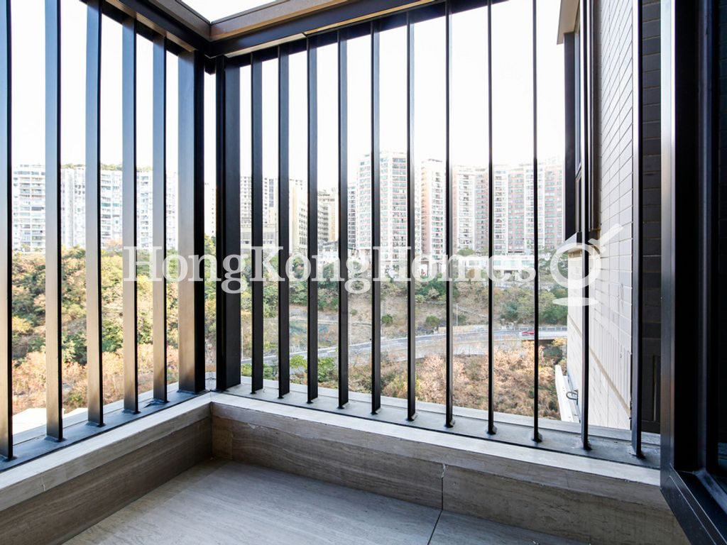 Balcony off Kitchen — 柏蔚山，北角