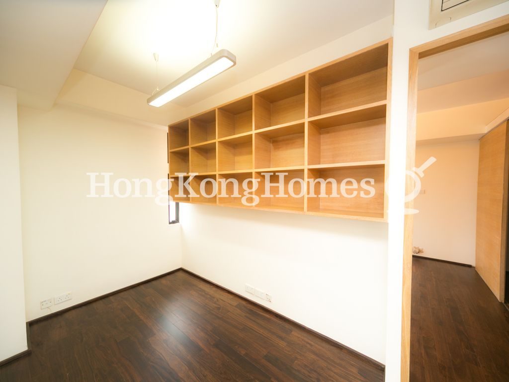 Second Bedroom — Fulham Garden Blk C-D, Pokfulam