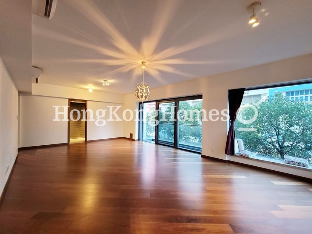 Living and Dining Room — Parc Inverness - Tower 2, Kowloon Tong