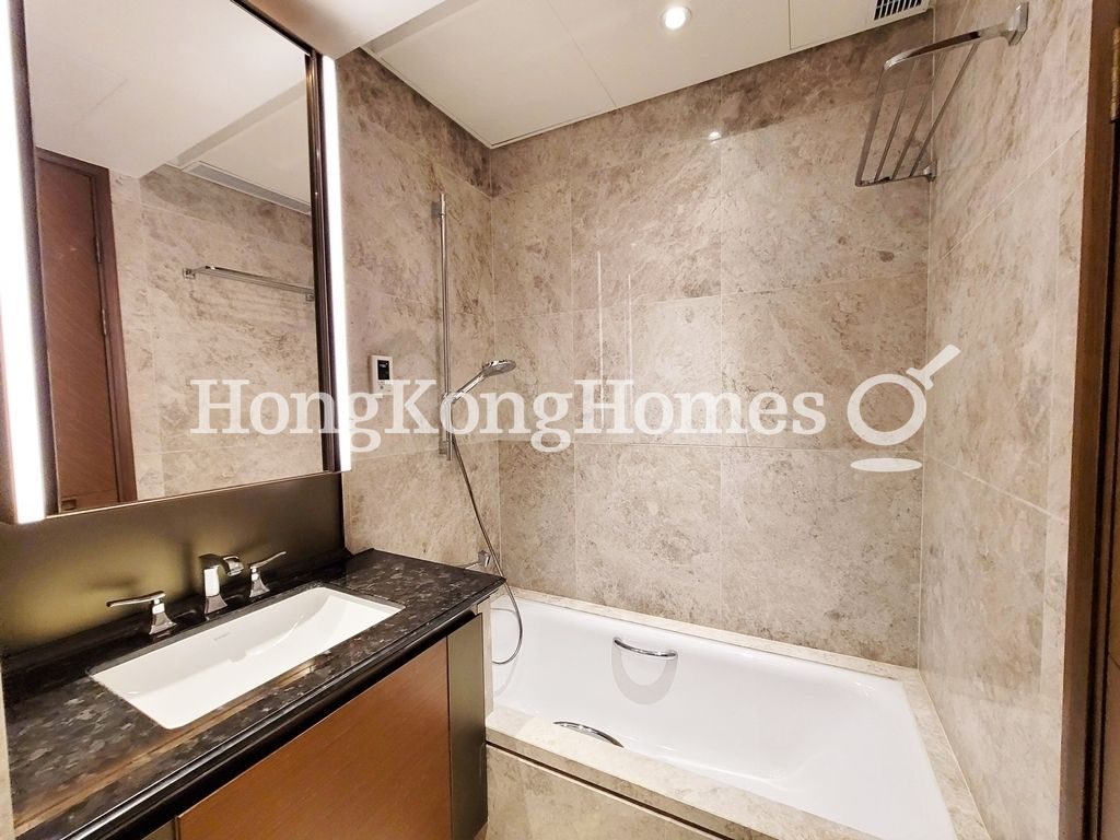 Second Ensuite Bathroom — Parc Inverness - Tower 2, Kowloon Tong