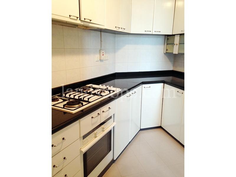 photo 10 — Robinson Place, Midlevels West