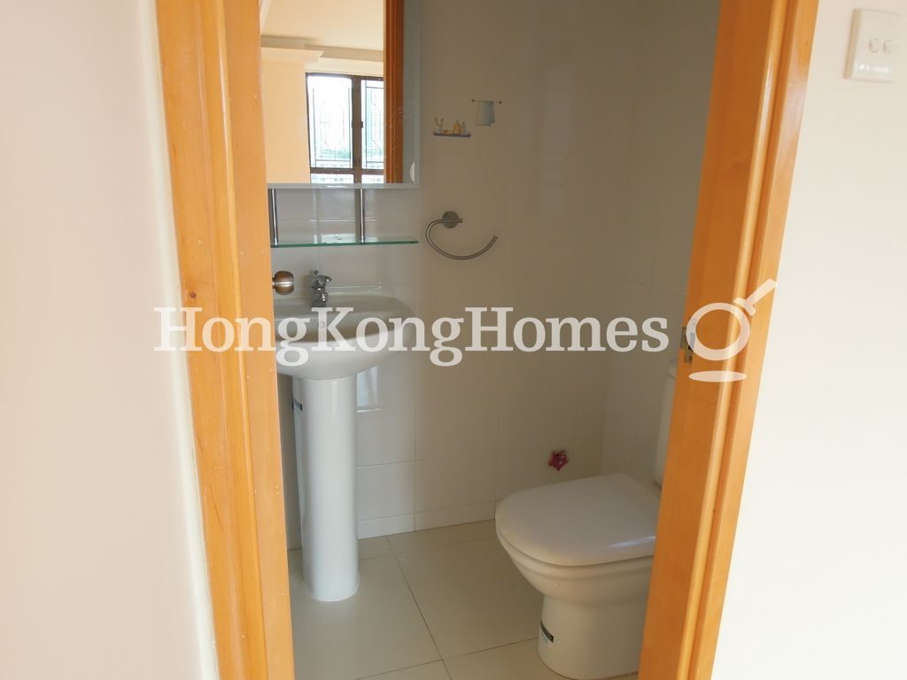 Guest Washroom — 又一居 03期 15座，九龍塘