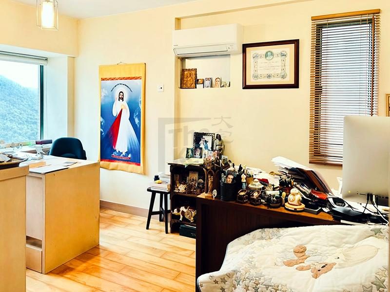 photo 4 — Robinson Place, Midlevels West