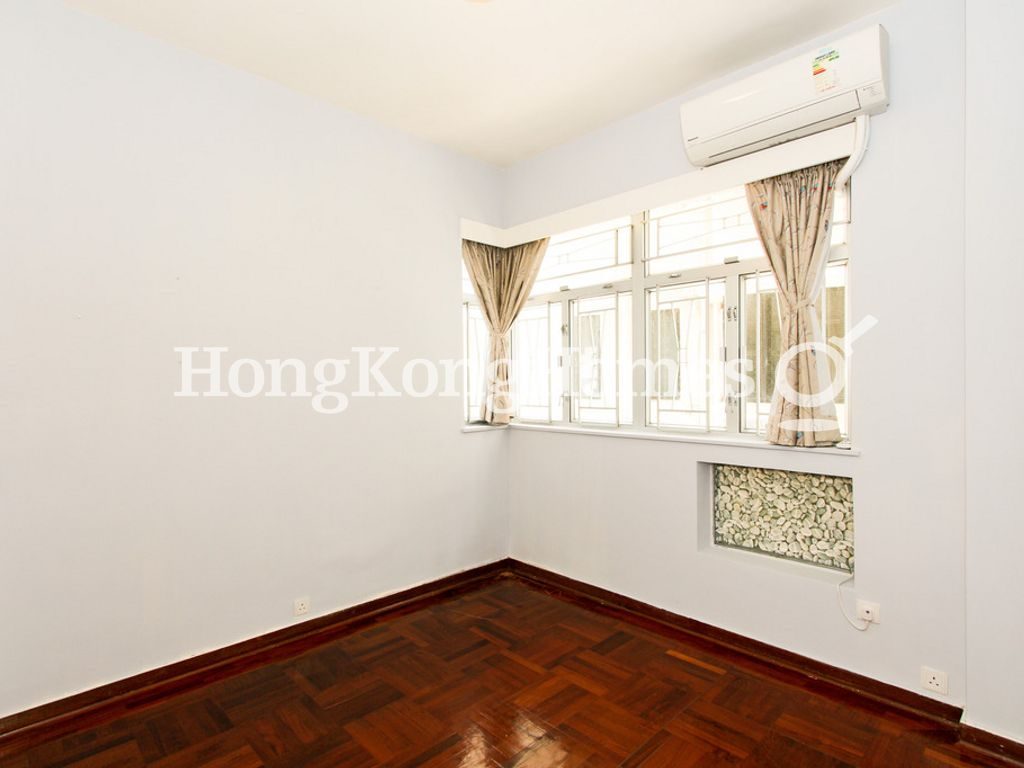 Third Bedroom — 羅便臣花園大廈 03F-03G座，西半山