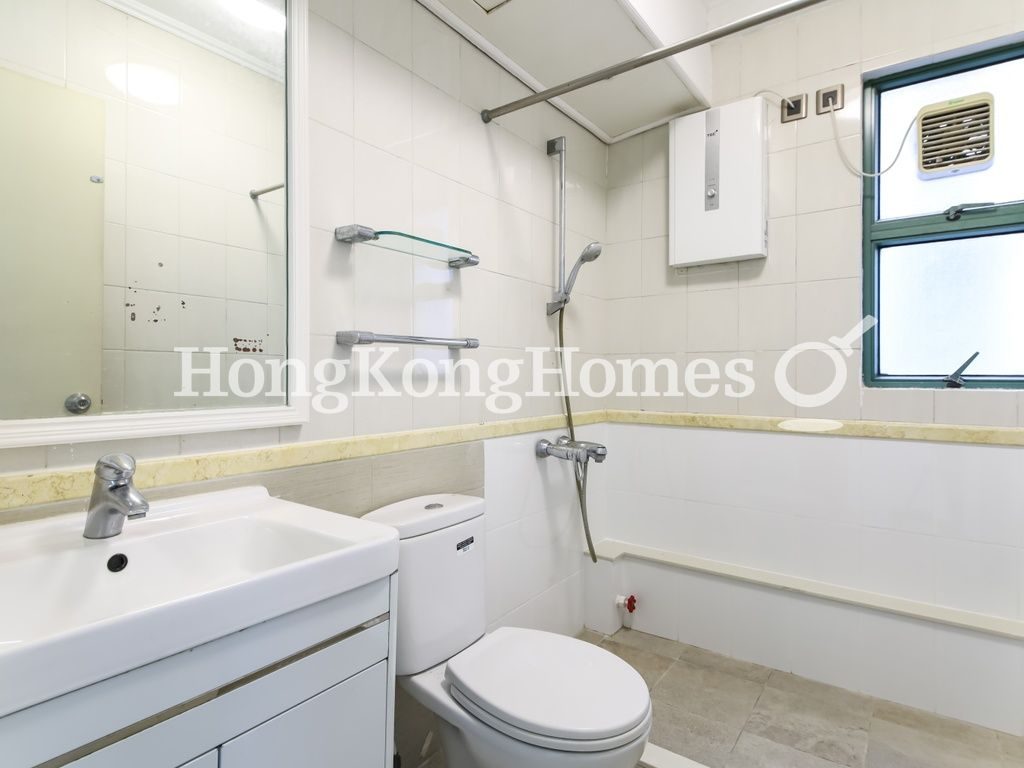 Guest Bathroom — 雍景臺 - 第02座，西半山