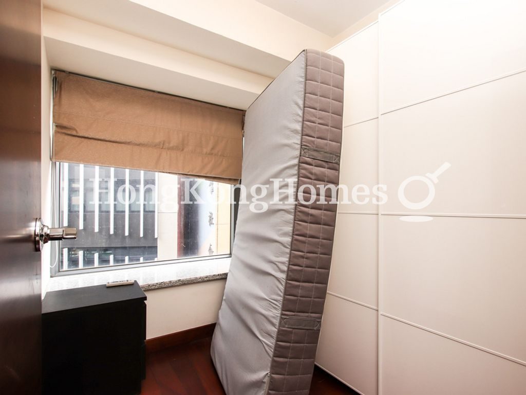 Second Bedroom — 駿逸峰，灣仔