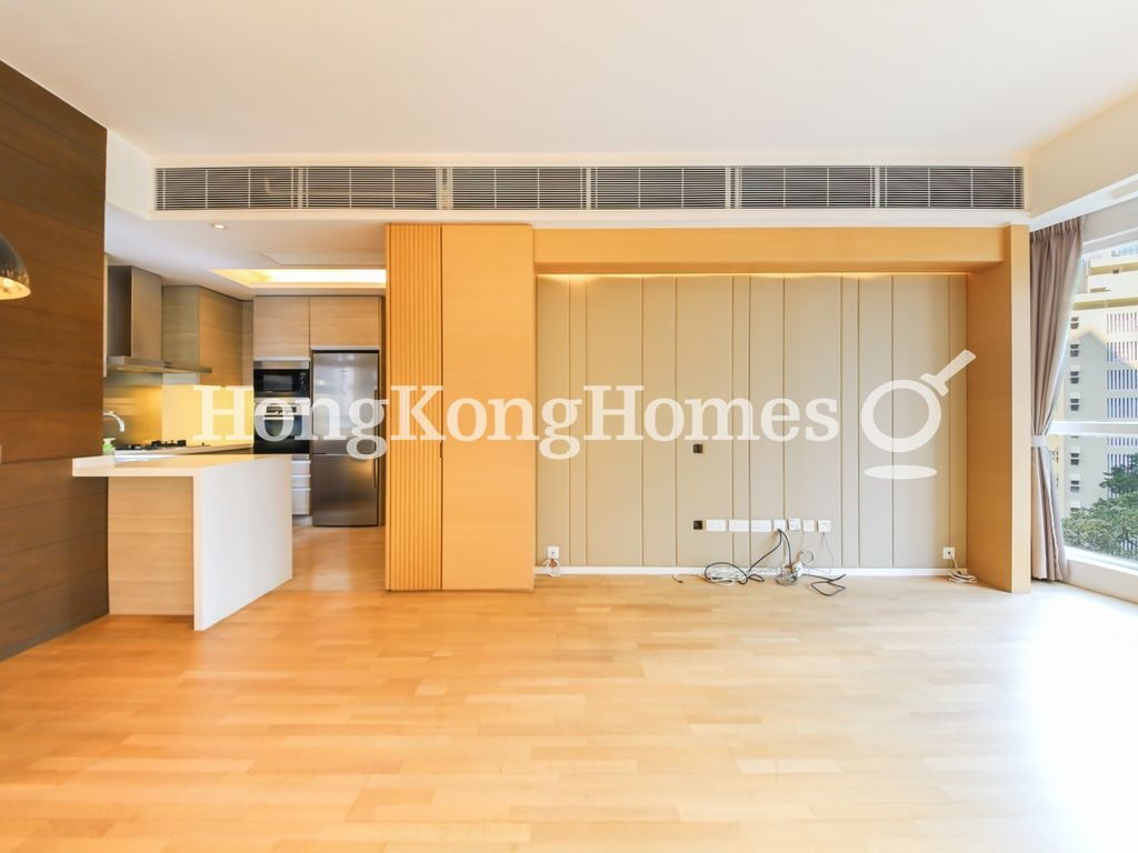 Living and Dining Room — Starcrest - Tower 1, Wan Chai