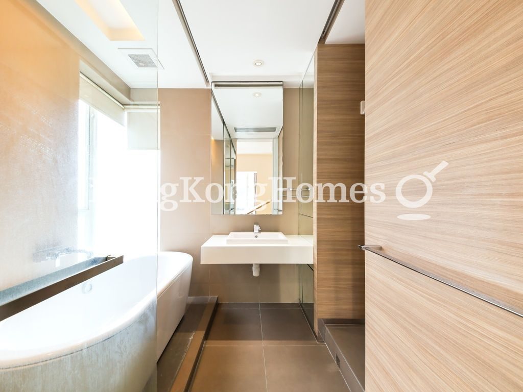Master Bathroom — Starcrest - Tower 1, Wan Chai