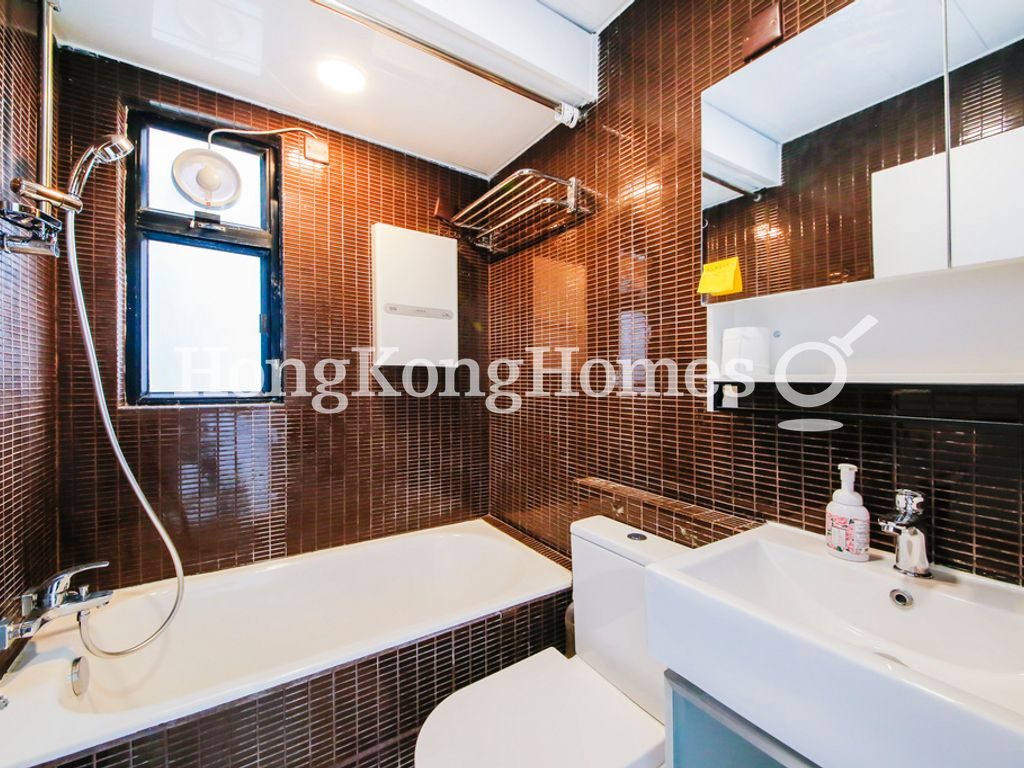 Guest Bathroom — 匡景居，中環