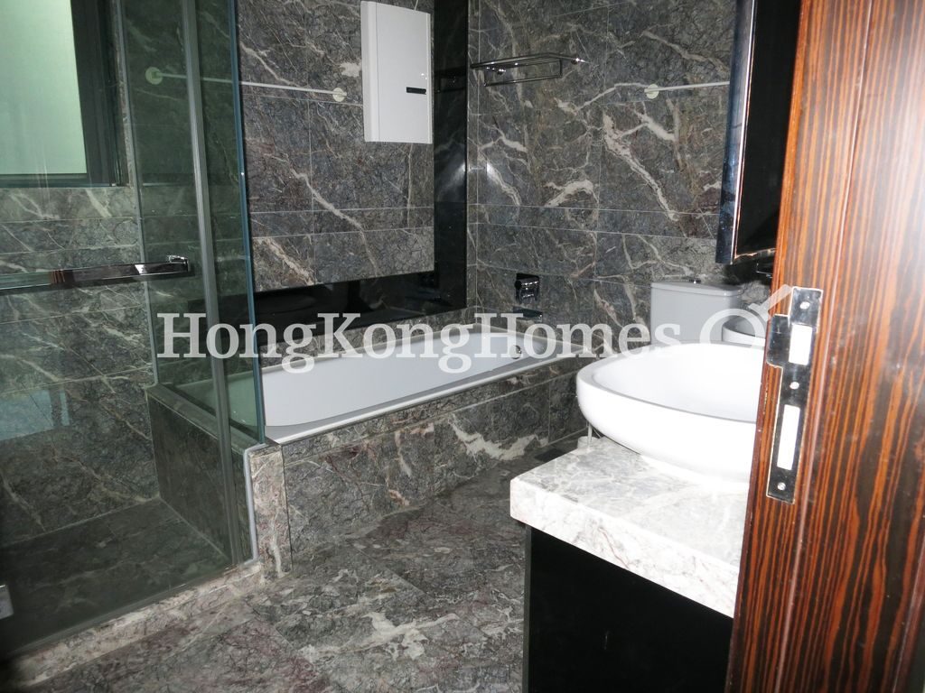 Master Bathroom — 尚御-第1座，九龍塘