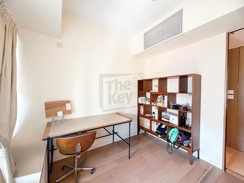 photo 5 — Gramercy, Midlevels West