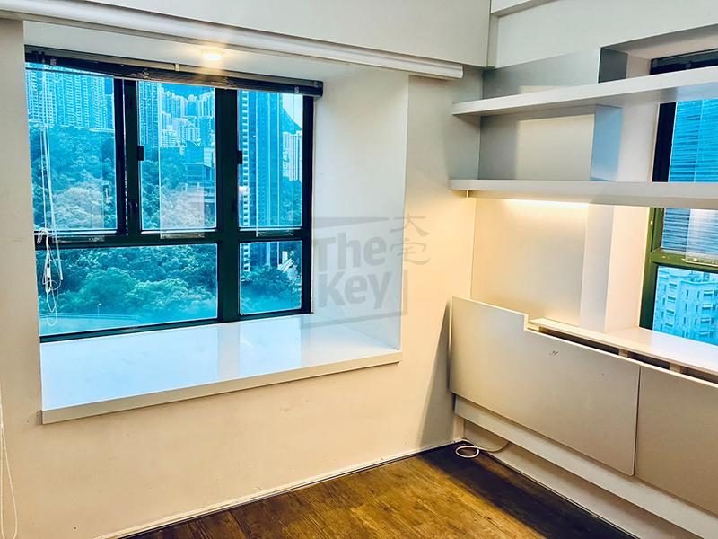 photo 3 — Monmouth Place, Midlevels Central