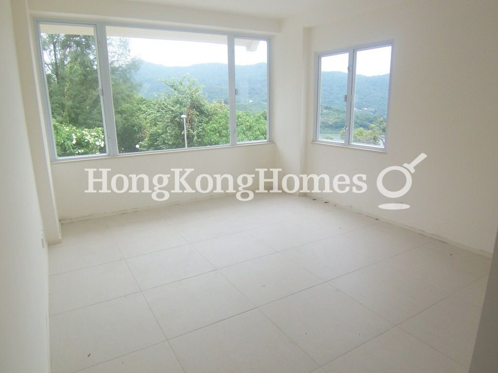 Second Ensuite Bedroom — Sea View Villa, Sai Kung