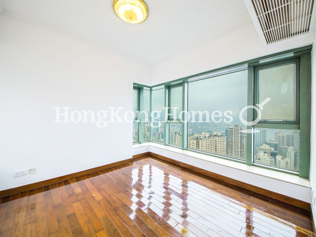 Master Bedroom — Sky Horizon - Block 01, North Point Hill