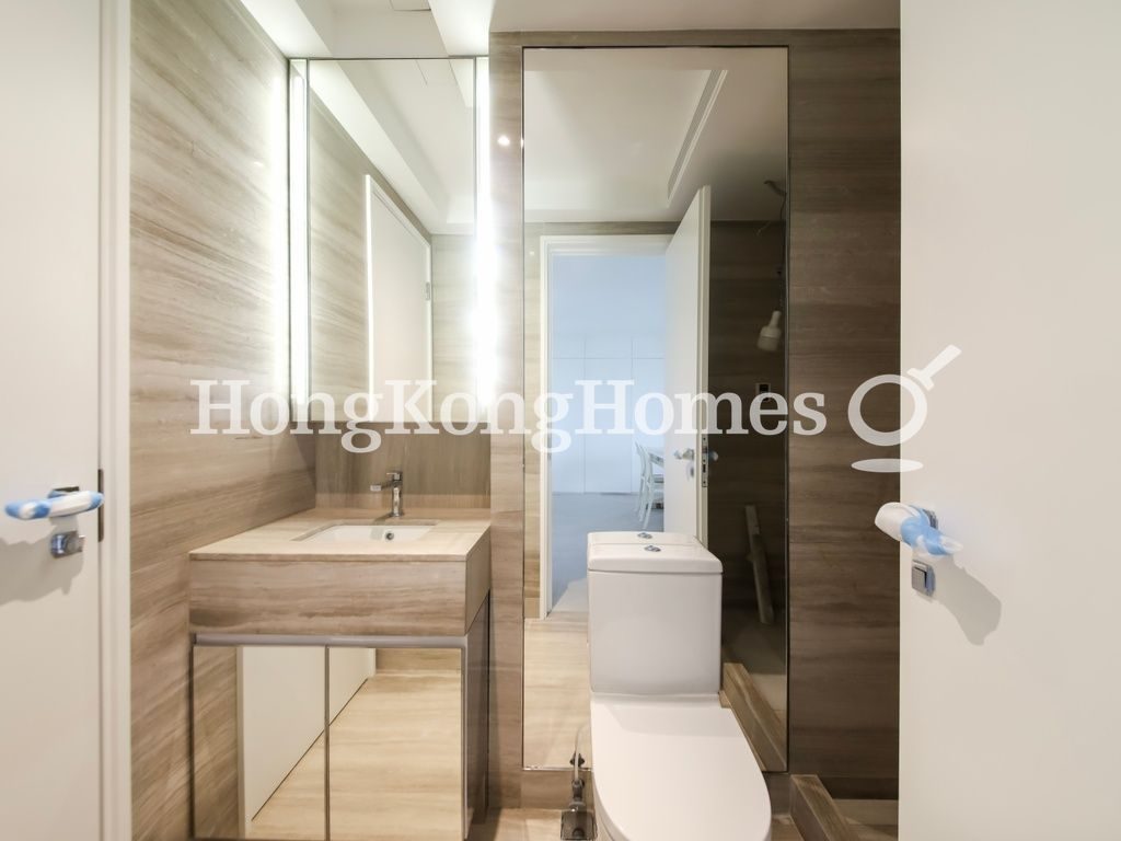 Guest Bathroom — 南灣大廈，淺水灣