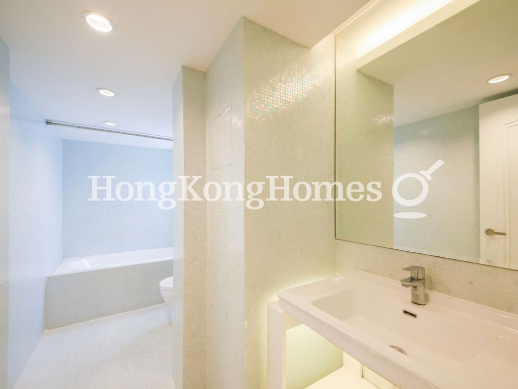 Guest Bathroom — 清水灣道，清水灣