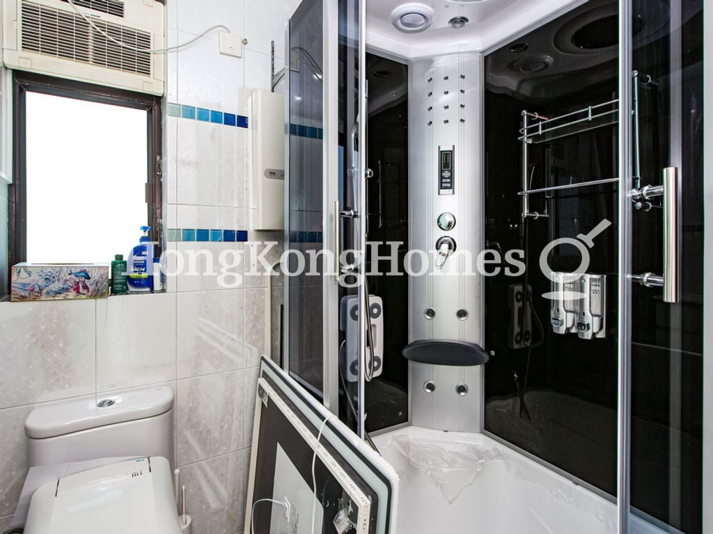 Master Bathroom — 慧莉苑，跑馬地
