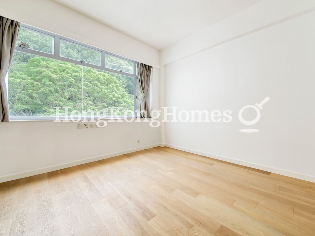 Third Bedroom — 山村台35 -41號，跑馬地