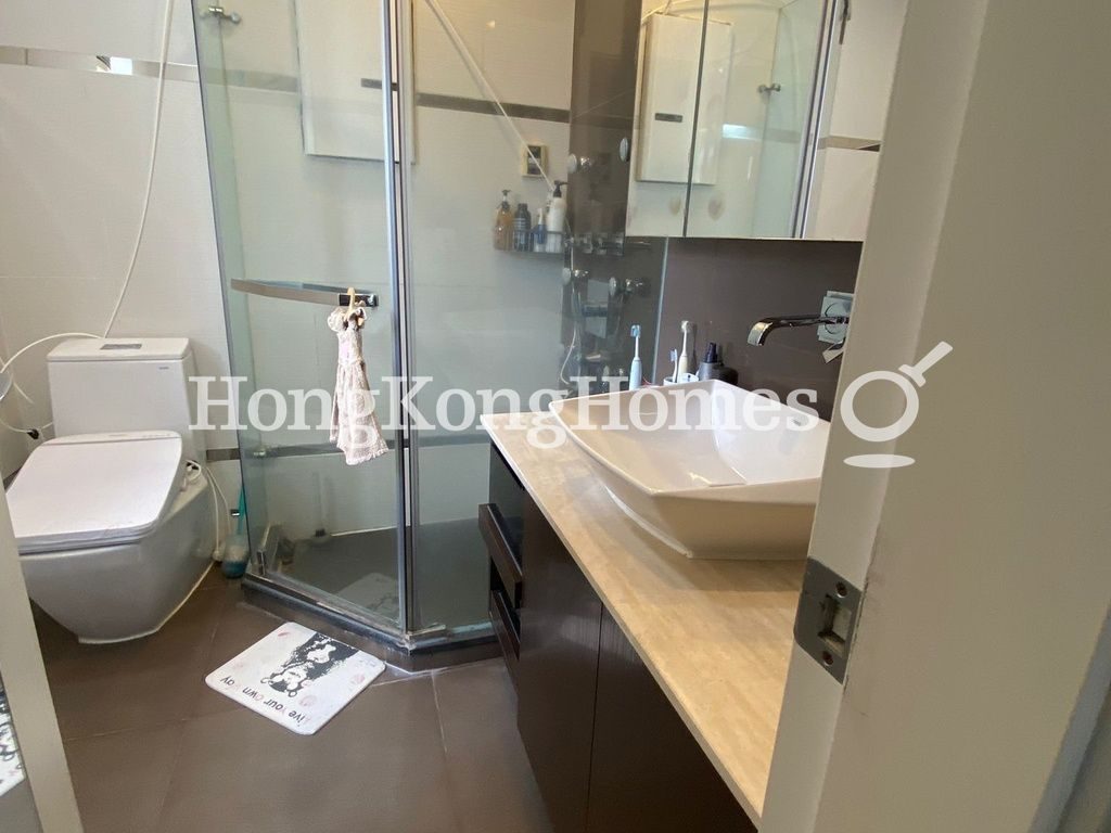 Master Bathroom — 樂翠台 - A座，跑馬地