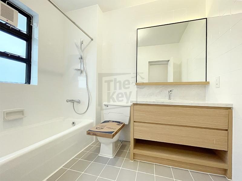 photo 8 — Repulse Bay Apartments, Repulse Bay