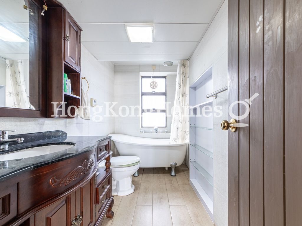 photo 6 — Suncrest Tower, Mid-levels East