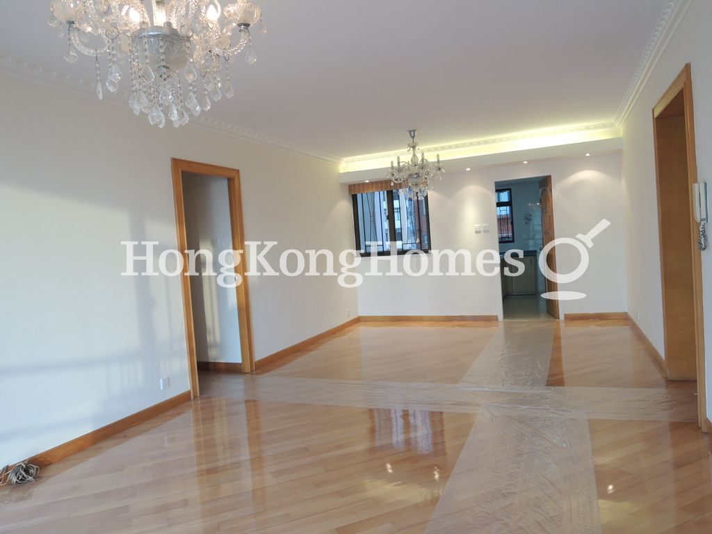Living and Dining Room — The Grand Panorama IV, Mid-levels West