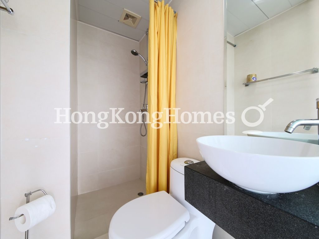 Second Ensuite Bathroom — 維多利大廈，銅鑼灣